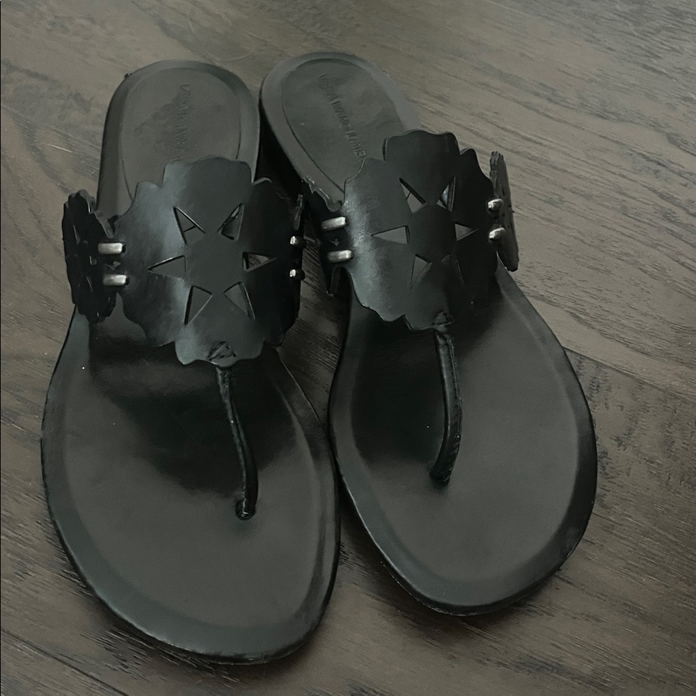 Vera Wang Lavender 'Diane' Thong Sandal Black Size 7